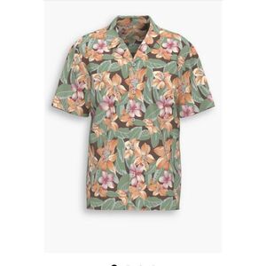 Levis Classic Camper Relaxed Fit Button Up floral tropical Shirt Men's XL NEW